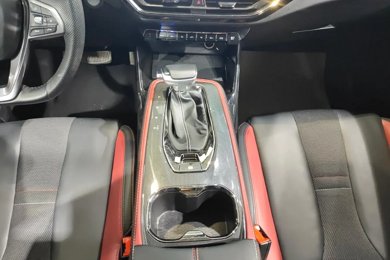 2021 ChangAn Oshan X5 1.5T 180HP L4 7DCT,autocango,china used car exporter,china ev exporter,chinese used car exporter,chinese used ev exporter