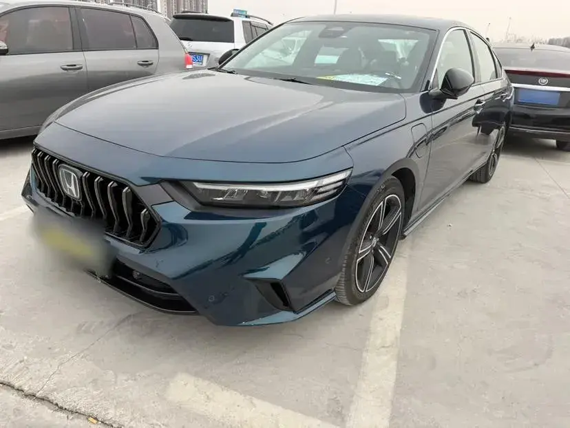 2023 Honda Inspire 2.0L 148HP L4 E-CVT PHEV