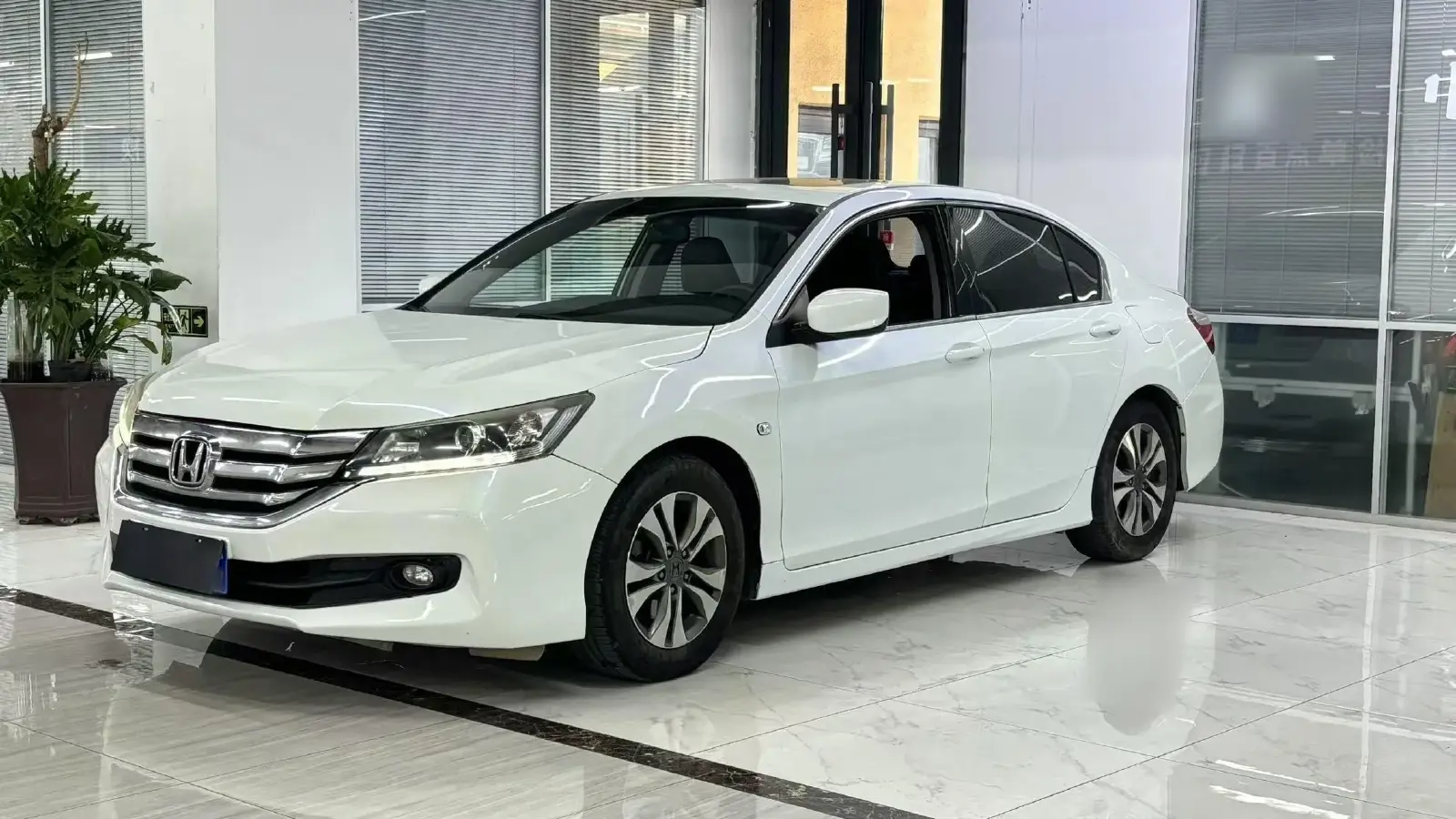2014 Honda Accord 2.0L 155HP L4 CVT