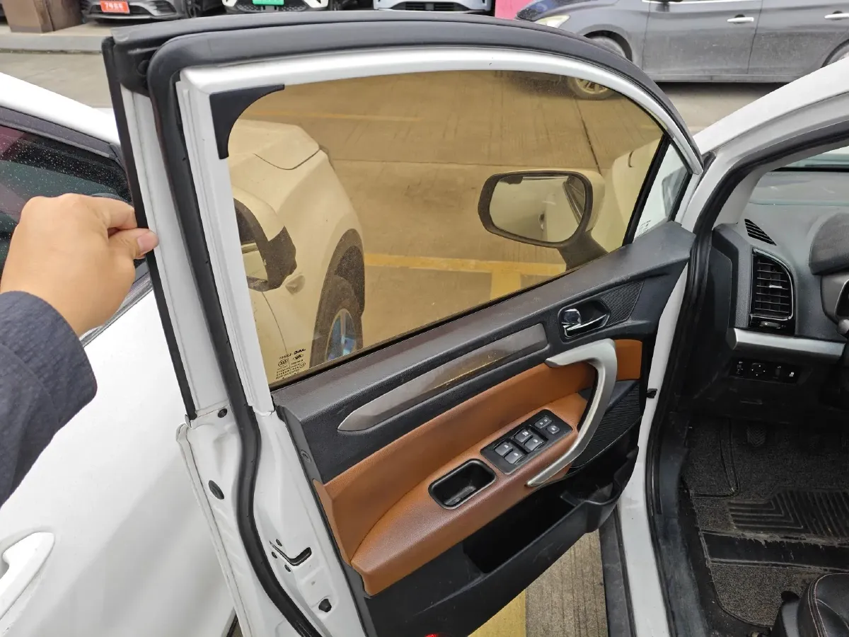 2014 JAC Refine S3 1.5L 113HP L4 6MT,autocango,china used car exporter,china ev exporter,chinese used car exporter,chinese used ev exporter