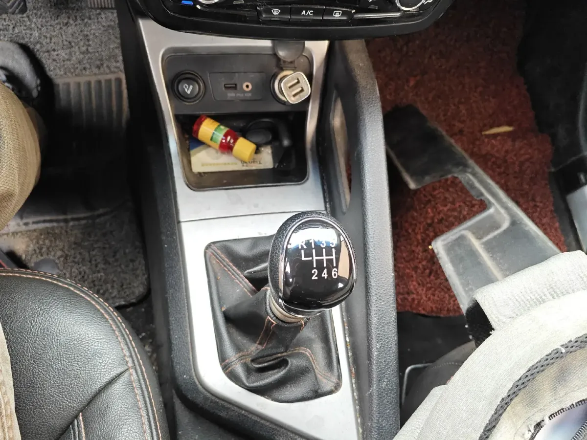 2014 JAC Refine S3 1.5L 113HP L4 6MT,autocango,china used car exporter,china ev exporter,chinese used car exporter,chinese used ev exporter