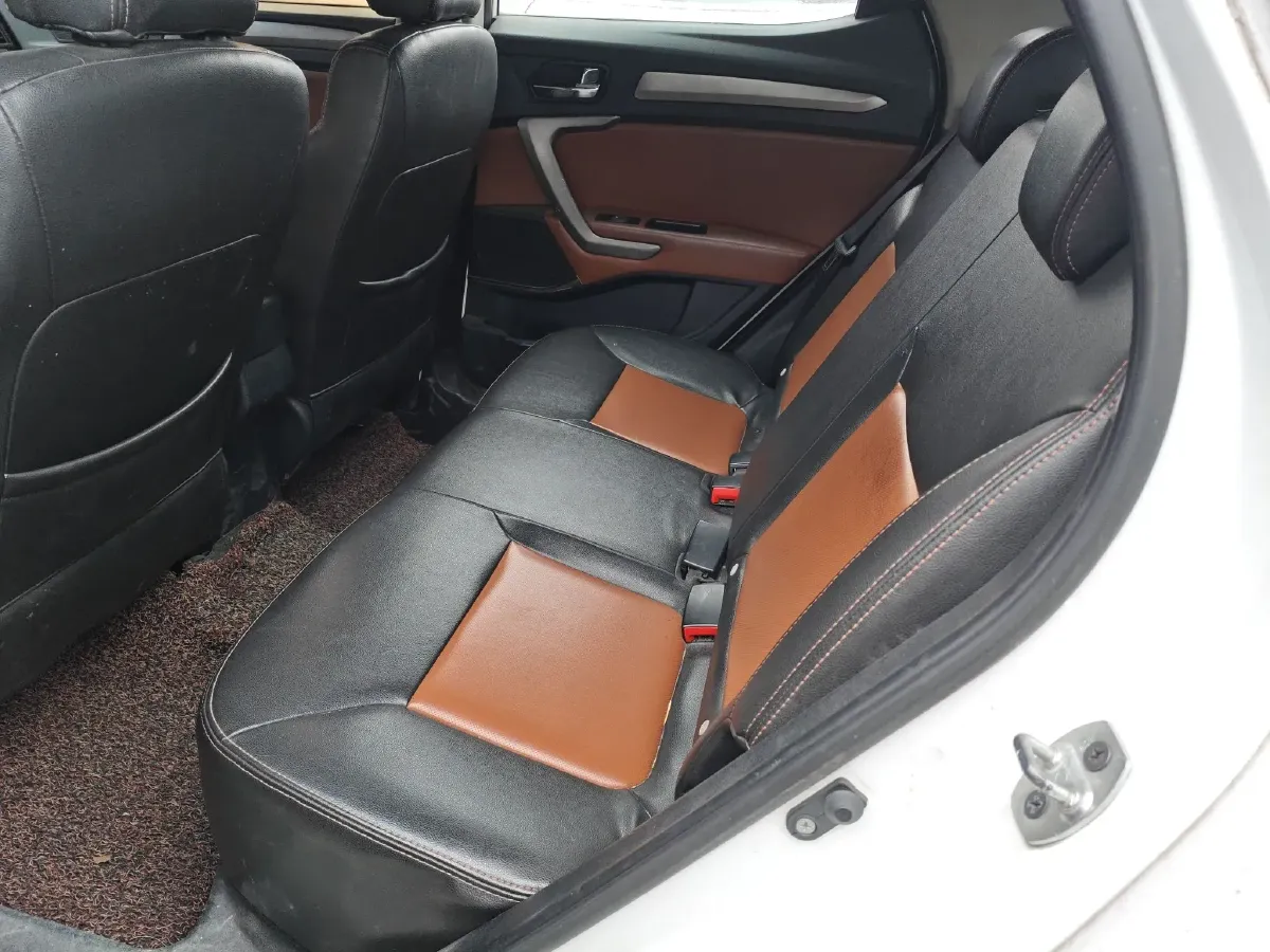 2014 JAC Refine S3 1.5L 113HP L4 6MT,autocango,china used car exporter,china ev exporter,chinese used car exporter,chinese used ev exporter