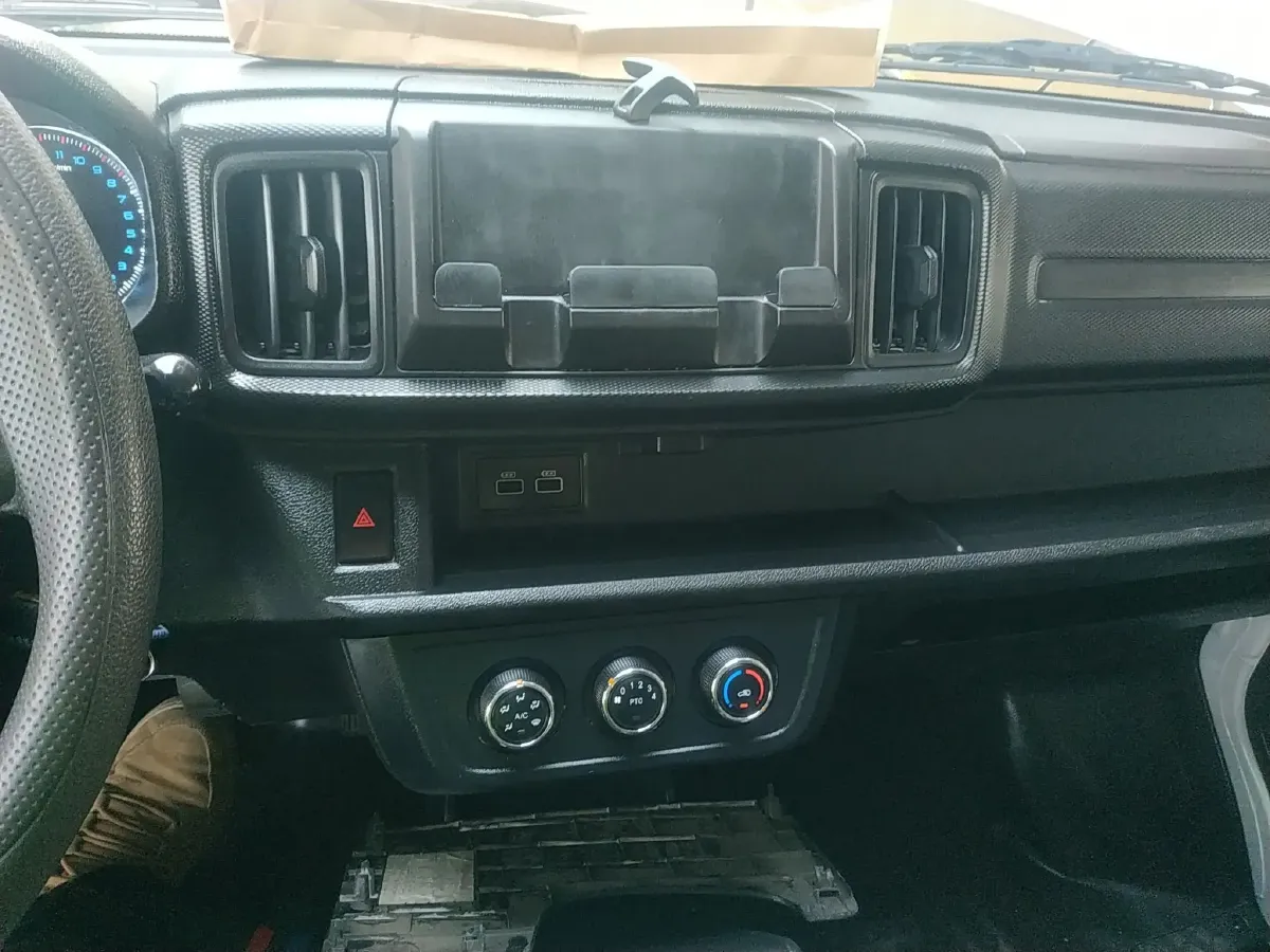 2023 JAC Blue Cat BEV 40.55KWH,autocango,china used car exporter,china ev exporter,chinese used car exporter,chinese used ev exporter