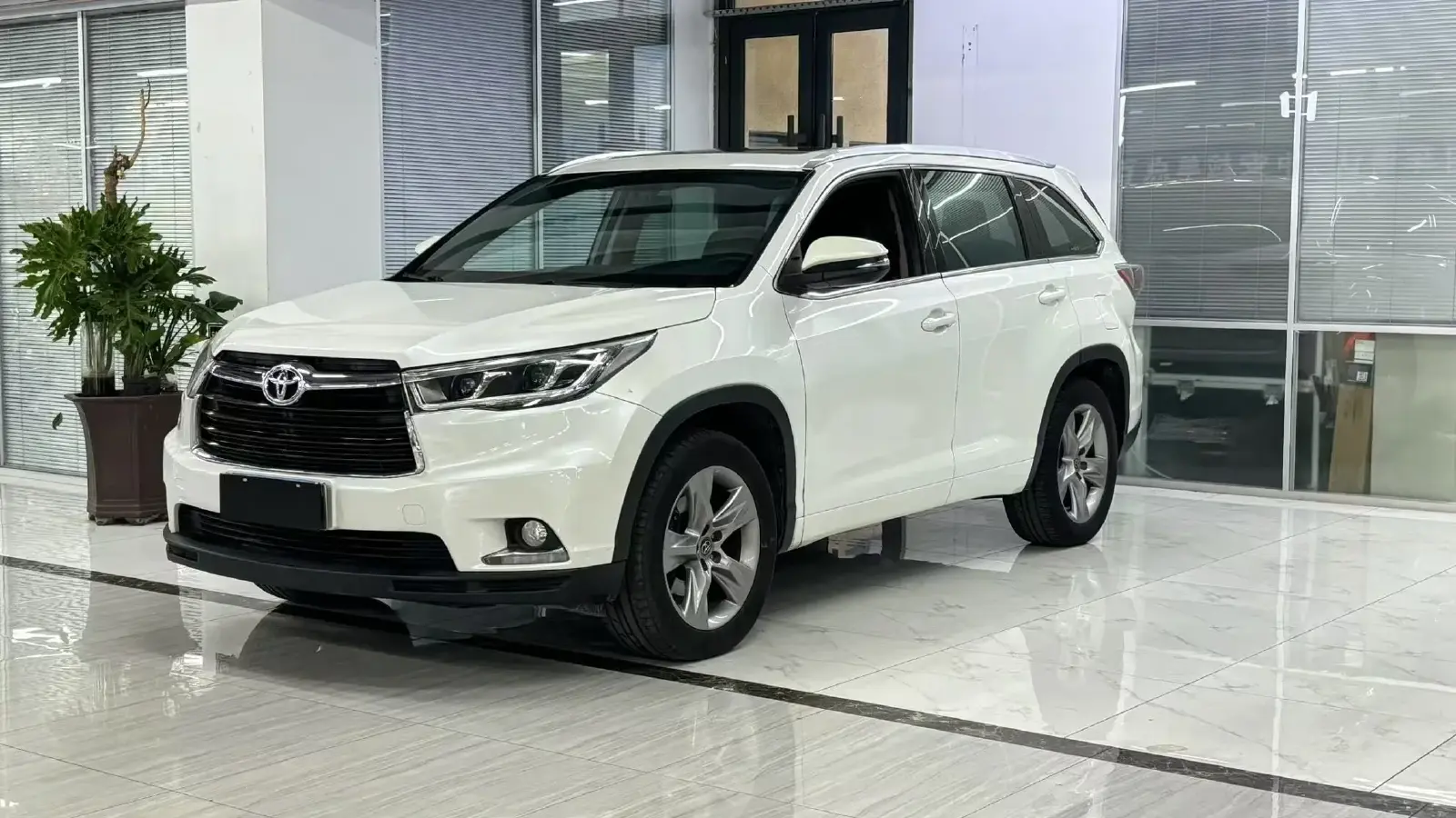 2015 Toyota Highlander 2.0T 220HP L4 6AT