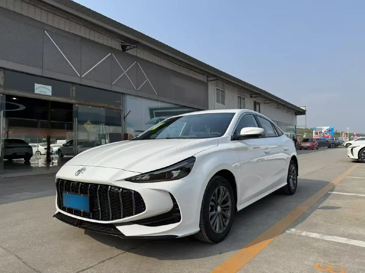 2025 MG 5 1.5L 129HP L4 CVT