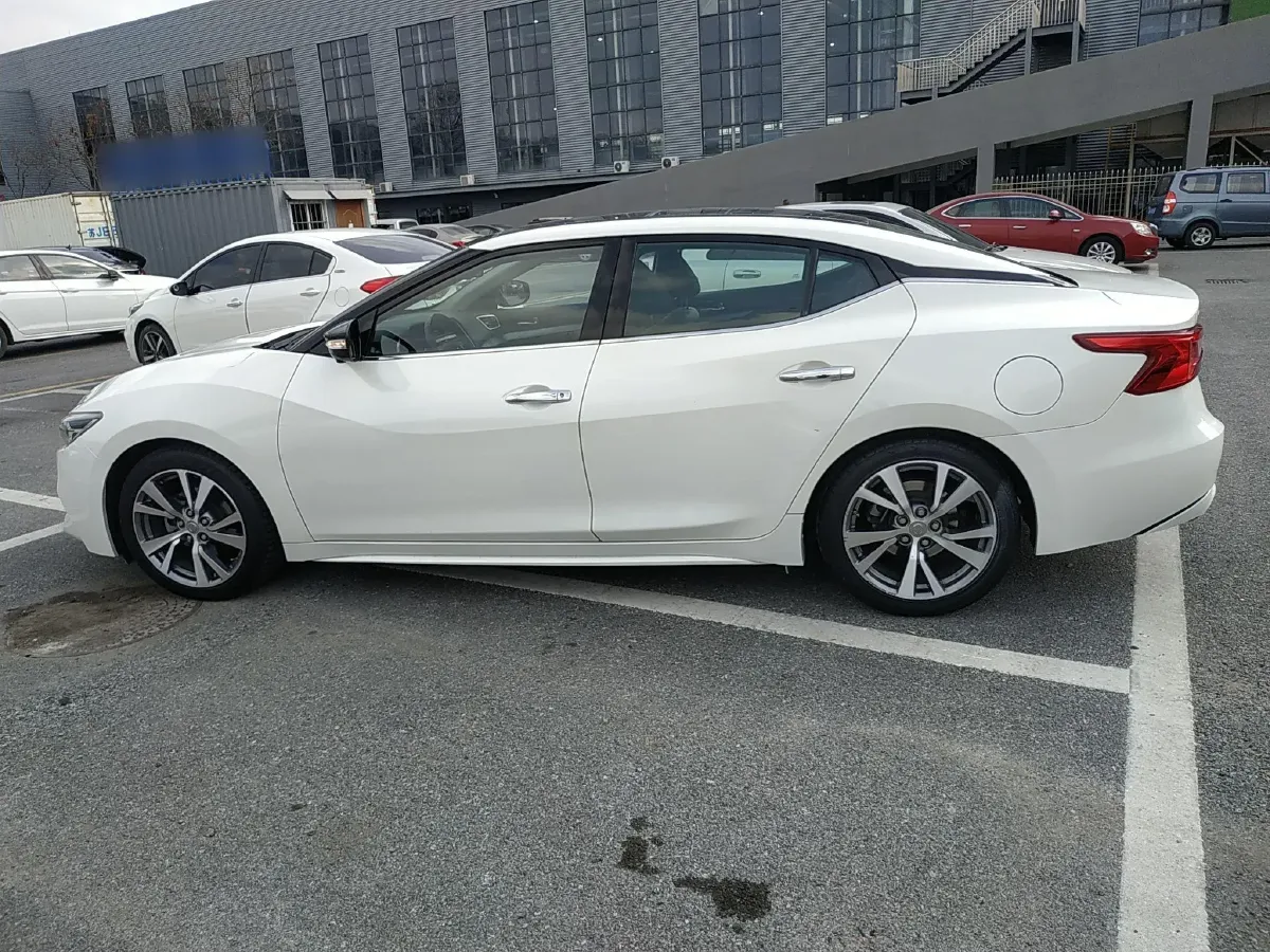 2016 Nissan Maxima 2.5L 186HP L4 CVT,autocango,china used car exporter,china ev exporter,chinese used car exporter,chinese used ev exporter