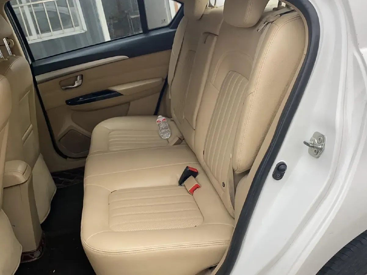 2016 Great Wall C30 1.5L 106HP L4 5MT,autocango,china used car exporter,china ev exporter,chinese used car exporter,chinese used ev exporter