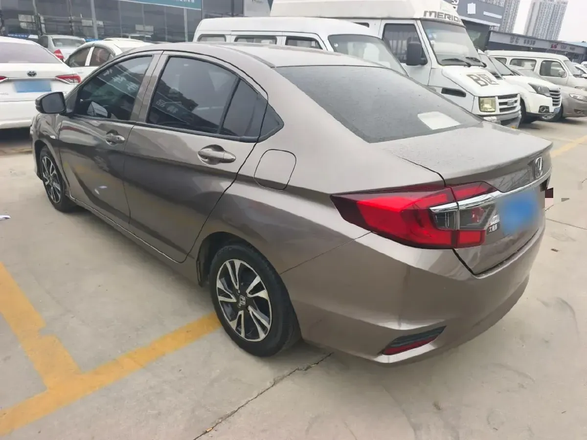 2016 Honda Greiz 1.5L 131HP L4 CVT,autocango,china used car exporter,china ev exporter,chinese used car exporter,chinese used ev exporter