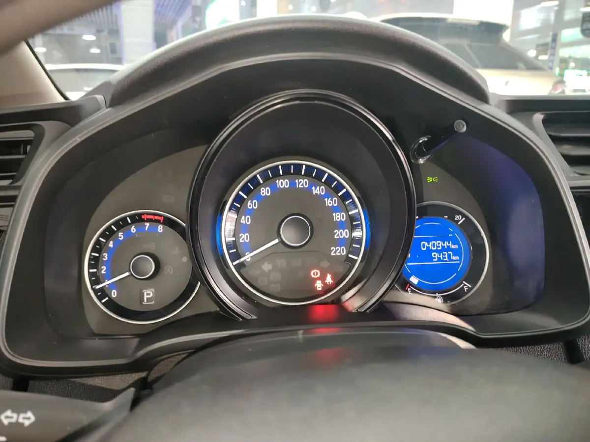 2016 Honda Fit 1.5L 131HP L4 CVT,autocango,china used car exporter,china ev exporter,chinese used car exporter,chinese used ev exporter