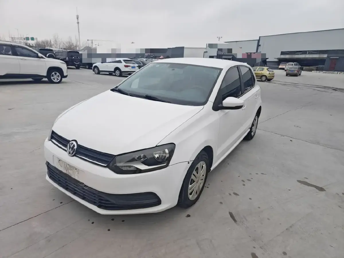 2016 Volkswagen Polo 1.4L 90HP L4 6AT