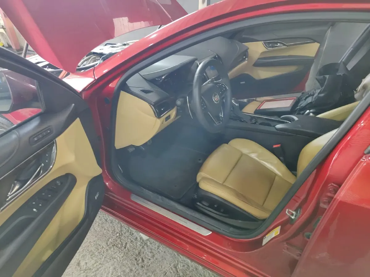 2014 Cadillac ATS 2.0T 276HP L4 6AT,autocango,china used car exporter,china ev exporter,chinese used car exporter,chinese used ev exporter