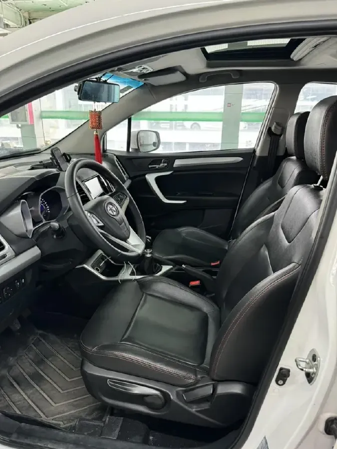 2016 JAC Refine S3 1.5L 113HP L4 6MT,autocango,china used car exporter,china ev exporter,chinese used car exporter,chinese used ev exporter