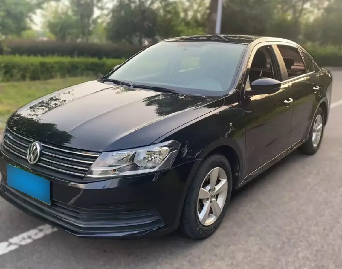 2015 Volkswagen Lavida 1.6L 110HP L4 5MT