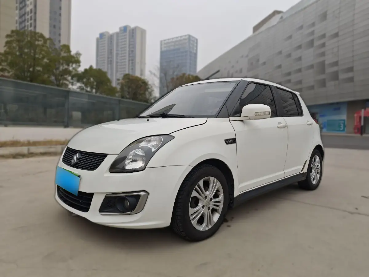 2013 Suzuki Swift 1.5L 103HP L4 4AT
