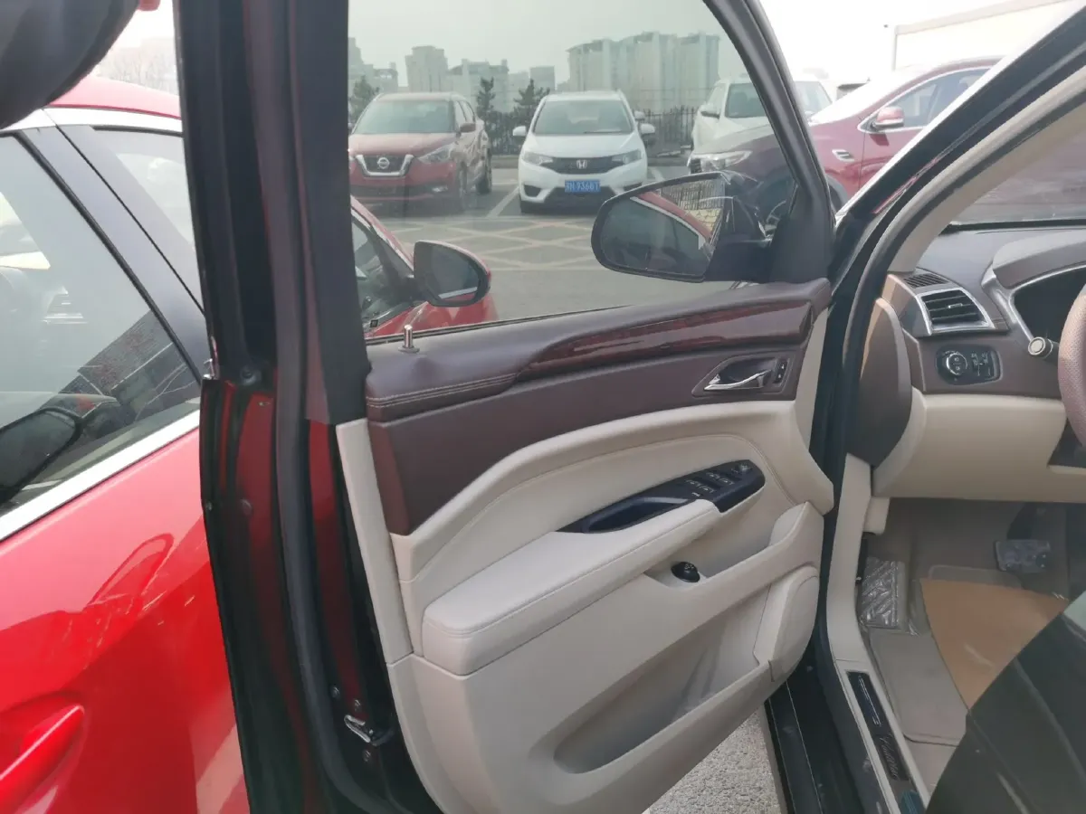 2014 Cadillac SRX 3.0L 271HP V6 6AT,autocango,china used car exporter,china ev exporter,chinese used car exporter,chinese used ev exporter