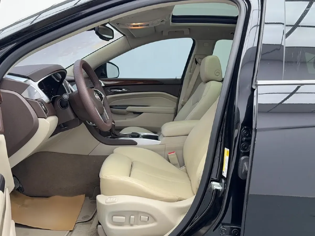 2014 Cadillac SRX 3.0L 271HP V6 6AT,autocango,china used car exporter,china ev exporter,chinese used car exporter,chinese used ev exporter