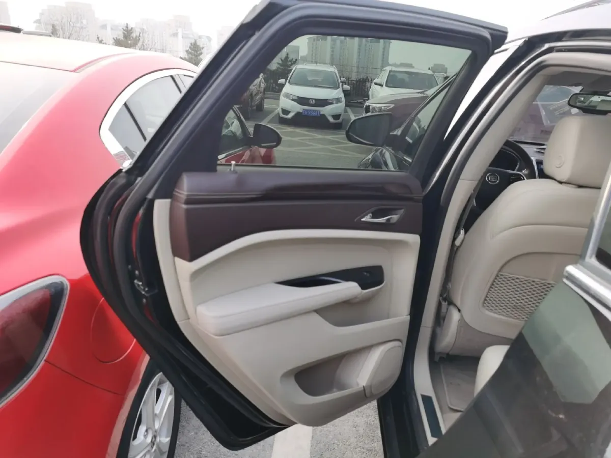 2014 Cadillac SRX 3.0L 271HP V6 6AT,autocango,china used car exporter,china ev exporter,chinese used car exporter,chinese used ev exporter