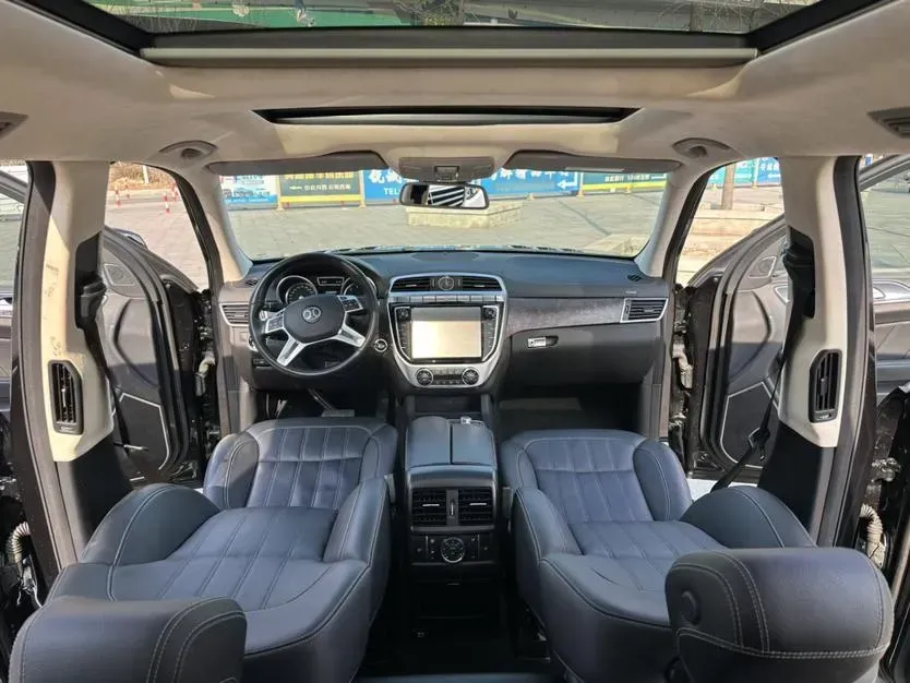 2016 BeiJing BJ90 3.0T 333HP V6 7AT,autocango,china used car exporter,china ev exporter,chinese used car exporter,chinese used ev exporter