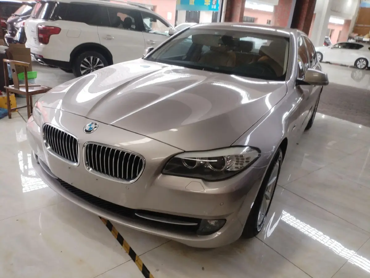 2013 BMW 5 Series 2.0T 184HP L4 8AT