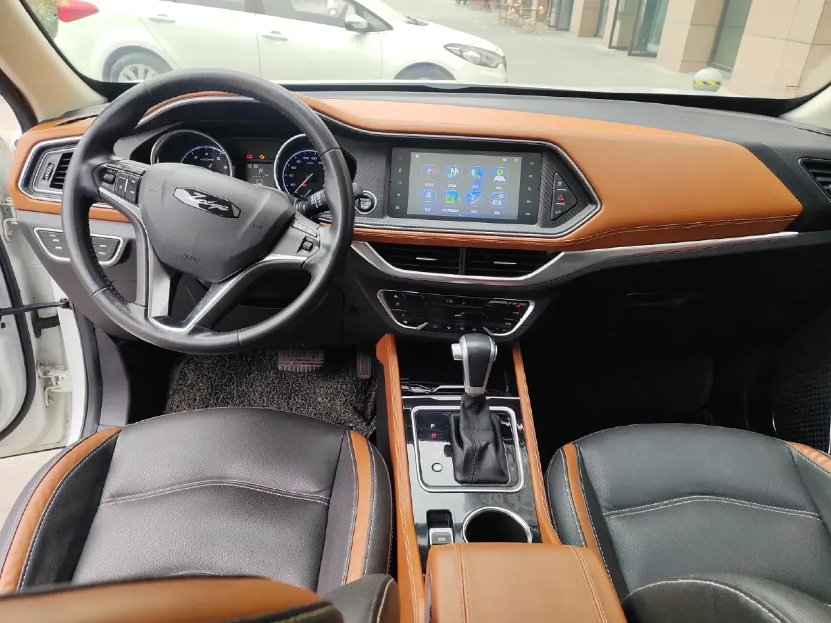 2017 Zotye T300 1.5T 144HP L4 CVT,autocango,china used car exporter,china ev exporter,chinese used car exporter,chinese used ev exporter