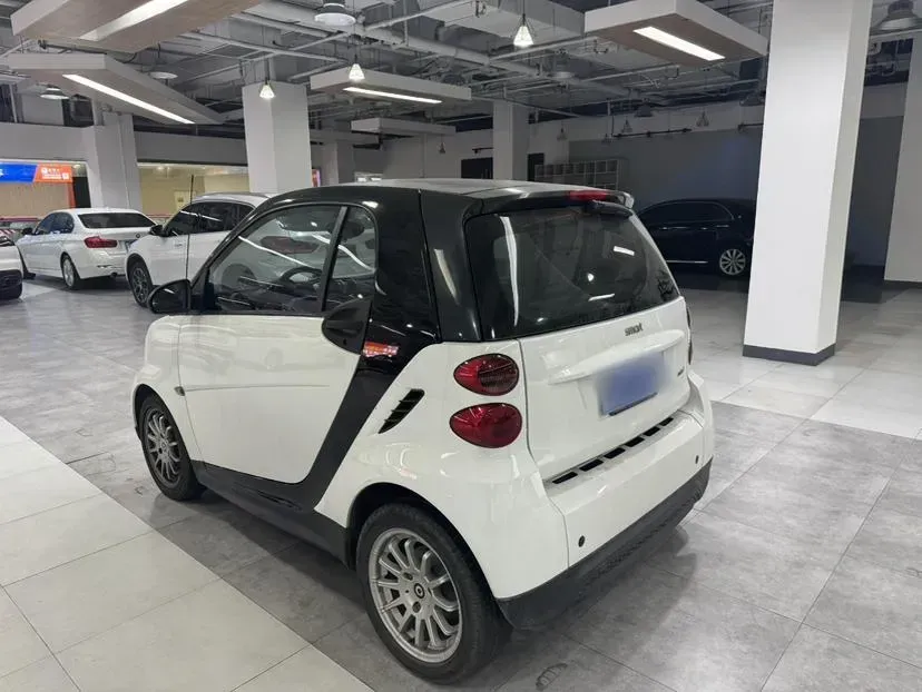 2012 Smart smart fortwo 1.0L 71HP L3 5AMT,autocango,china used car exporter,china ev exporter,chinese used car exporter,chinese used ev exporter