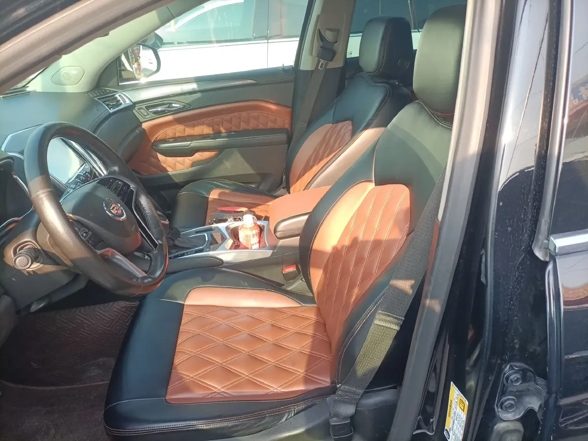 2015 Cadillac SRX 3.0L 271HP V6 6AT,autocango,china used car exporter,china ev exporter,chinese used car exporter,chinese used ev exporter