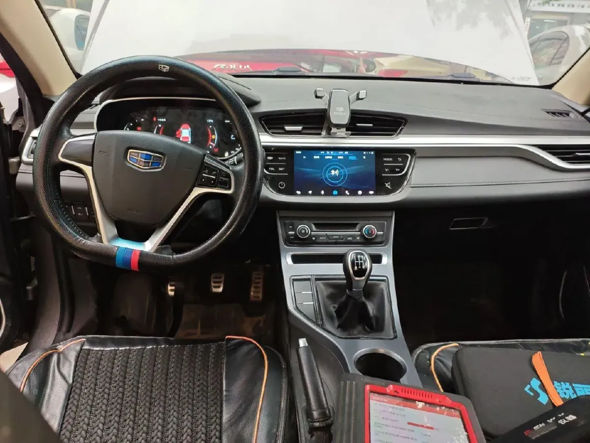 2018 Geely Vision S1 1.5L 109HP L4 5MT,autocango,china used car exporter,china ev exporter,chinese used car exporter,chinese used ev exporter