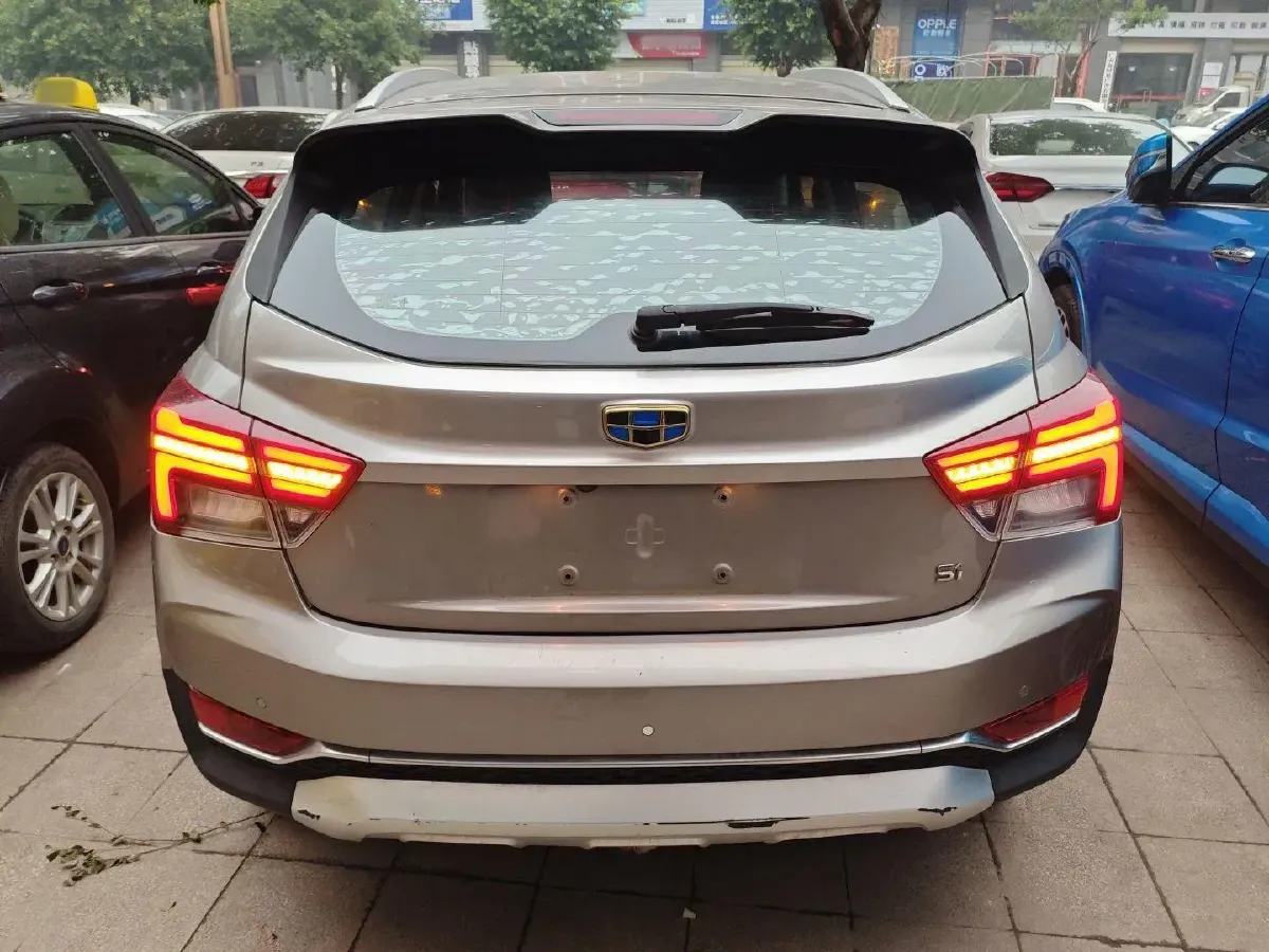 2018 Geely Vision S1 1.5L 109HP L4 5MT,autocango,china used car exporter,china ev exporter,chinese used car exporter,chinese used ev exporter