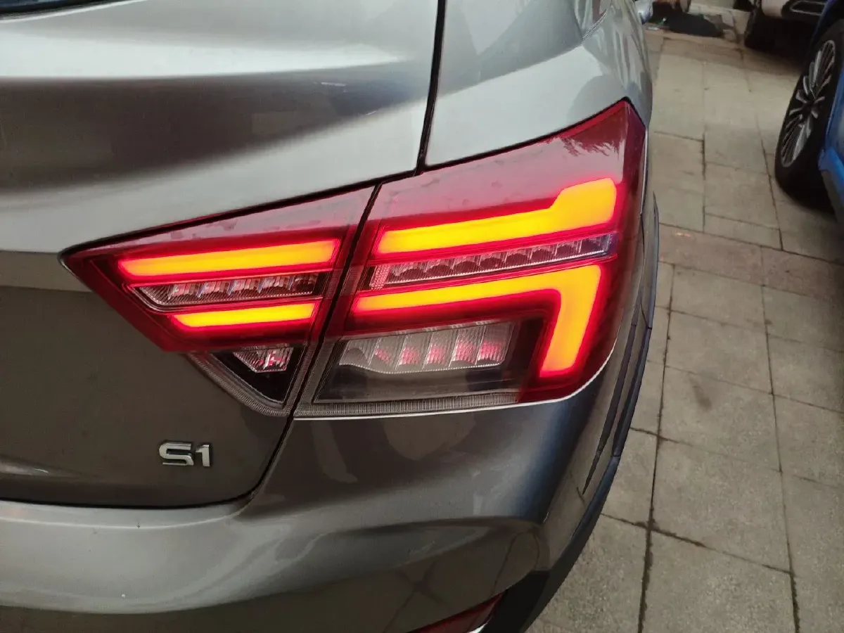 2018 Geely Vision S1 1.5L 109HP L4 5MT,autocango,china used car exporter,china ev exporter,chinese used car exporter,chinese used ev exporter