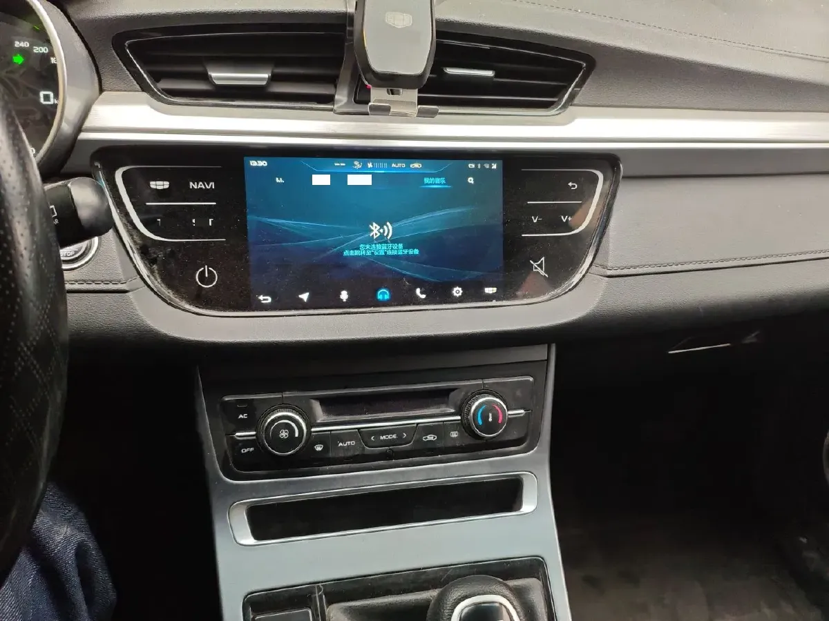 2018 Geely Vision S1 1.5L 109HP L4 5MT,autocango,china used car exporter,china ev exporter,chinese used car exporter,chinese used ev exporter