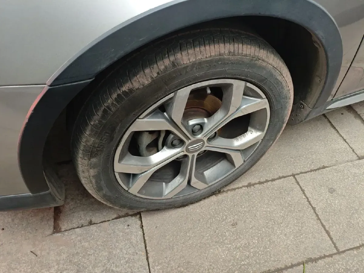 2018 Geely Vision S1 1.5L 109HP L4 5MT,autocango,china used car exporter,china ev exporter,chinese used car exporter,chinese used ev exporter