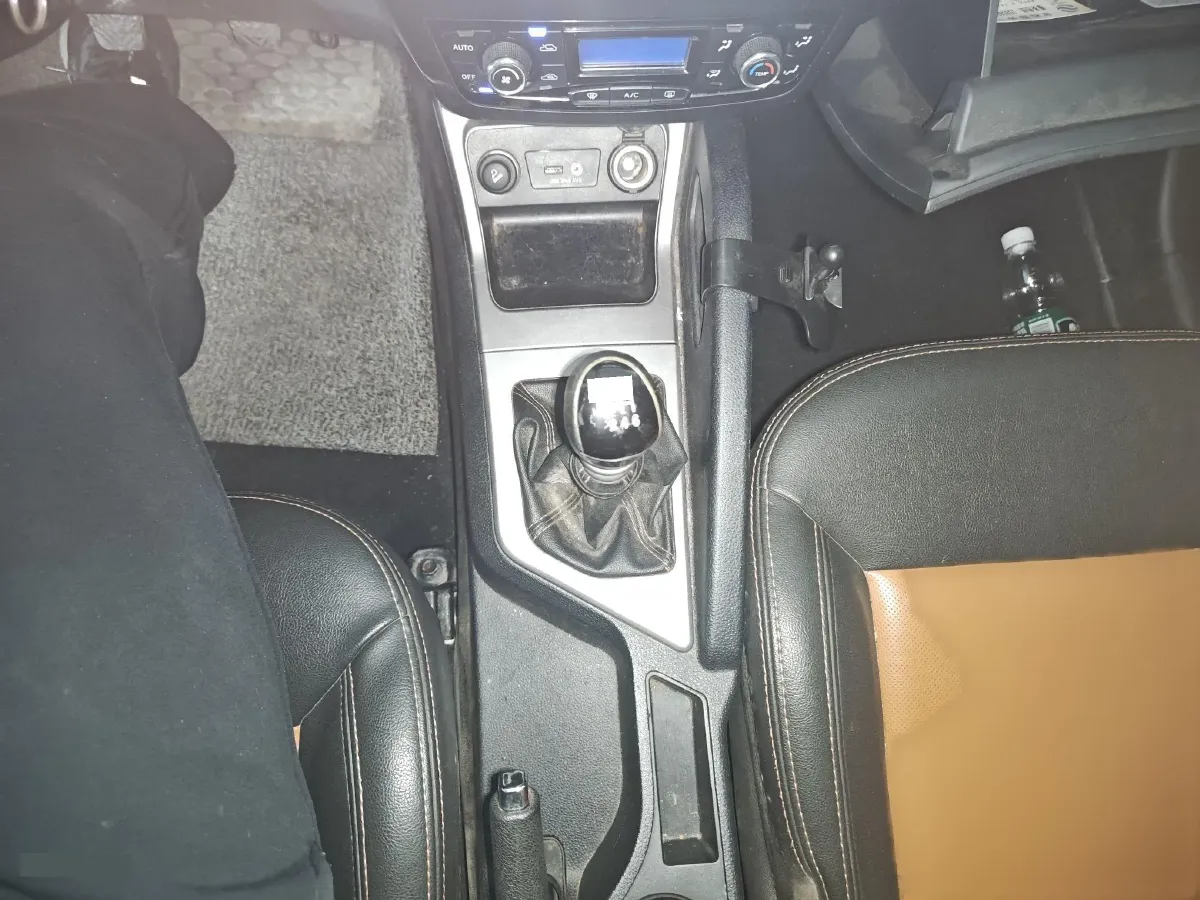 2014 JAC Refine S3 1.5L 113HP L4 6MT,autocango,china used car exporter,china ev exporter,chinese used car exporter,chinese used ev exporter