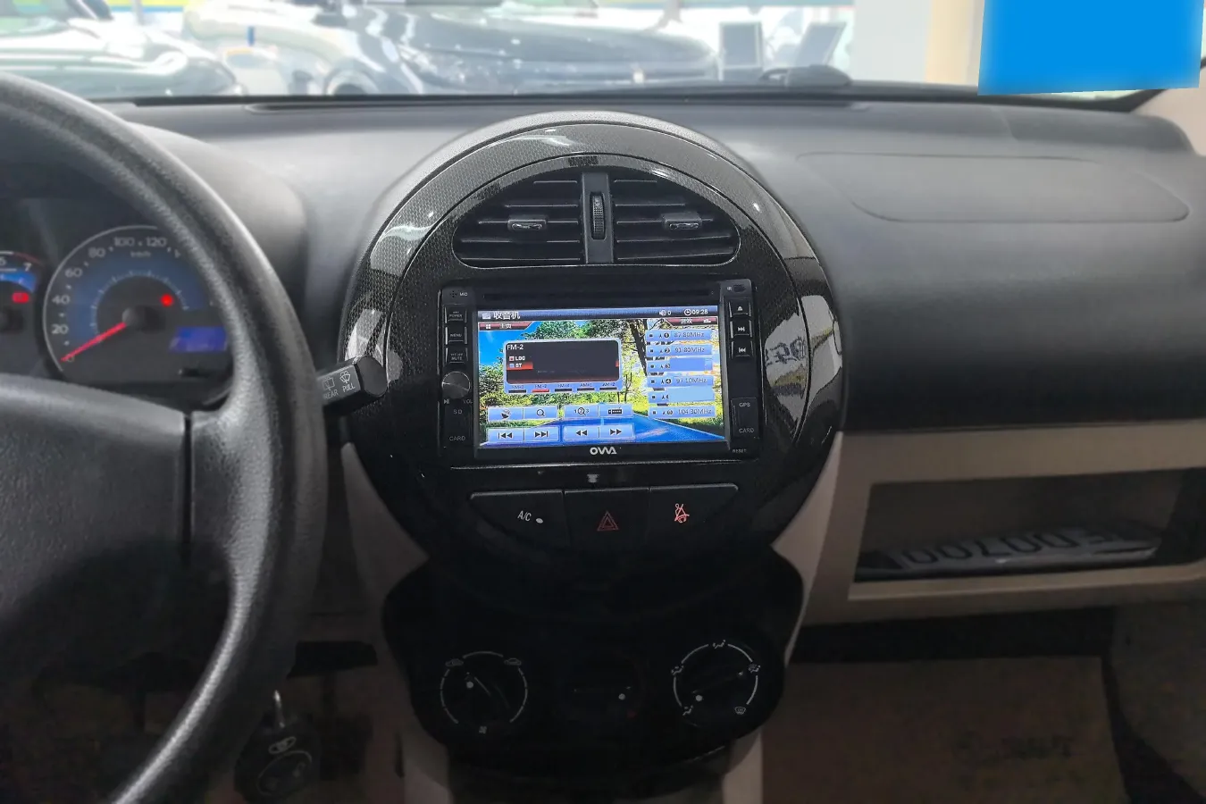 2011 Geely Panda Classic 1.3L 86HP L4 5MT,autocango,china used car exporter,china ev exporter,chinese used car exporter,chinese used ev exporter