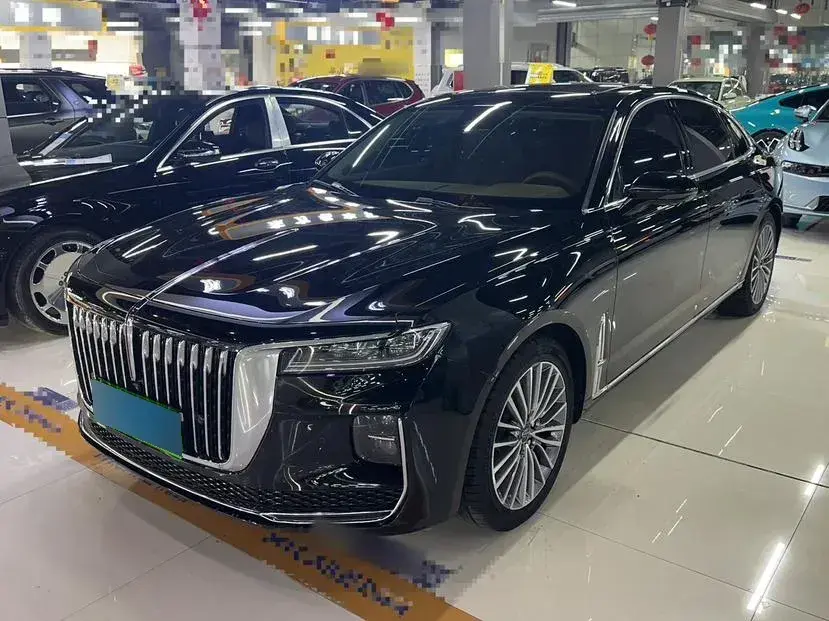 2022 HongQi H9 2.0T 252HP L4 7DCT
