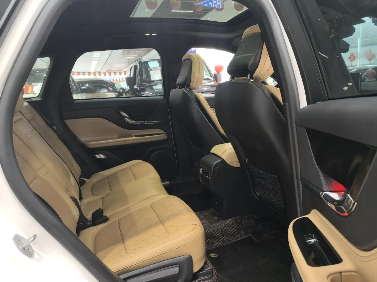 2022 Lincoln Corsair 2.0T 245HP L4 8AT,autocango,china used car exporter,china ev exporter,chinese used car exporter,chinese used ev exporter