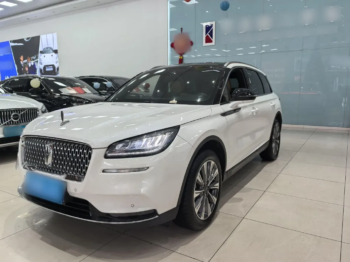2022 Lincoln Corsair 2.0T 245HP L4 8AT,autocango,china used car exporter,china ev exporter,chinese used car exporter,chinese used ev exporter