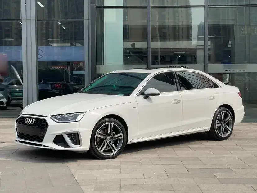 2020 Audi A4L 2.0T 190HP L4 7DCT