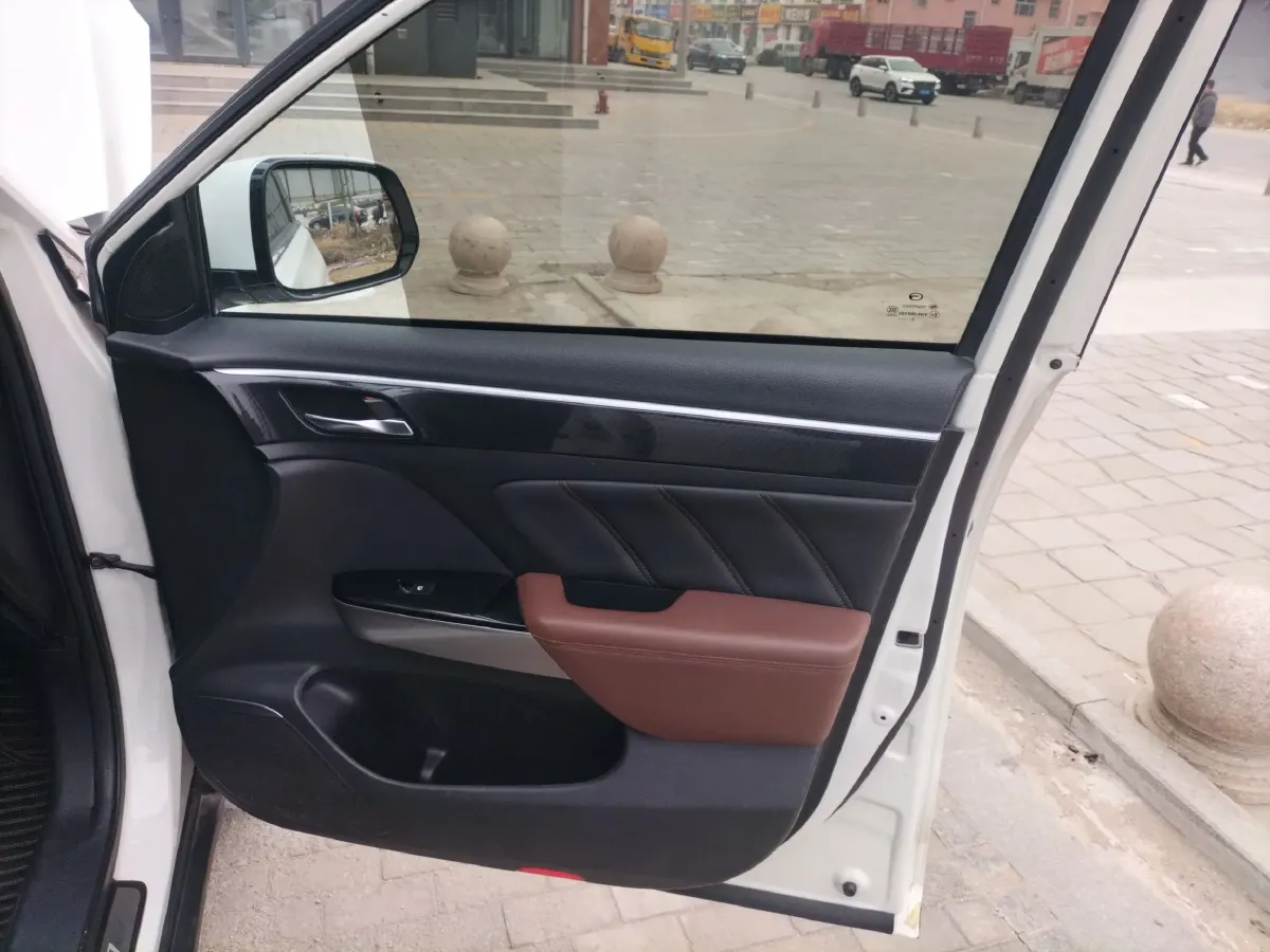 2017 GAC Trumpchi GS7 1.8T 188HP L4 6AT,autocango,china used car exporter,china ev exporter,chinese used car exporter,chinese used ev exporter