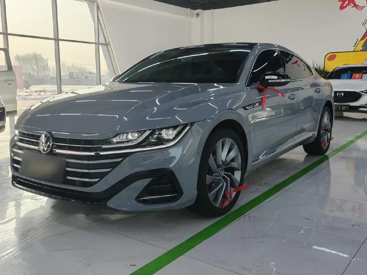 2023 Volkswagen CC 2.0T 220HP L4 7DCT