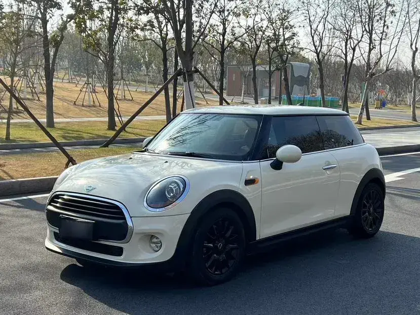 2018 MINI MINI 1.5T 102HP L3 7DCT