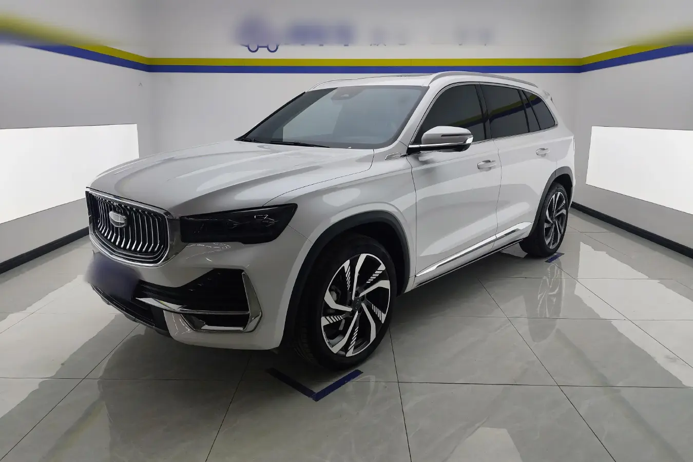 2023 Geely Monjaro 2.0T 238HP L4 8AT