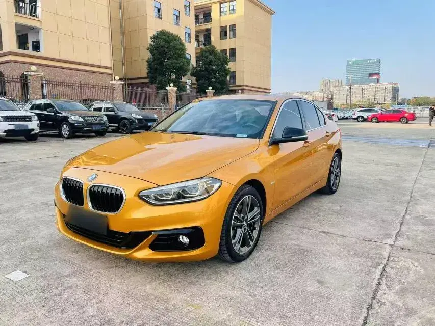 2017 BMW 1 Series 1.5T 136HP L3 6AT