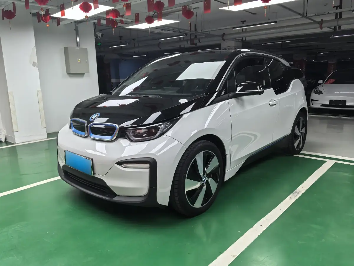 2018 BMW i3 BEV 33KWH