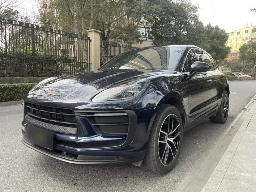2023 Porsche Macan 2.0T 265HP L4 7DCT