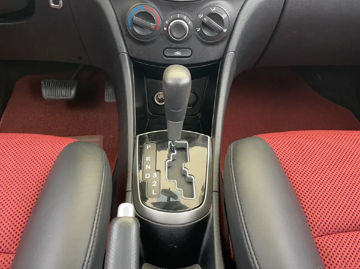 2014 Hyundai RuiYi 1.4L 107HP L4 4AT,autocango,china used car exporter,china ev exporter,chinese used car exporter,chinese used ev exporter