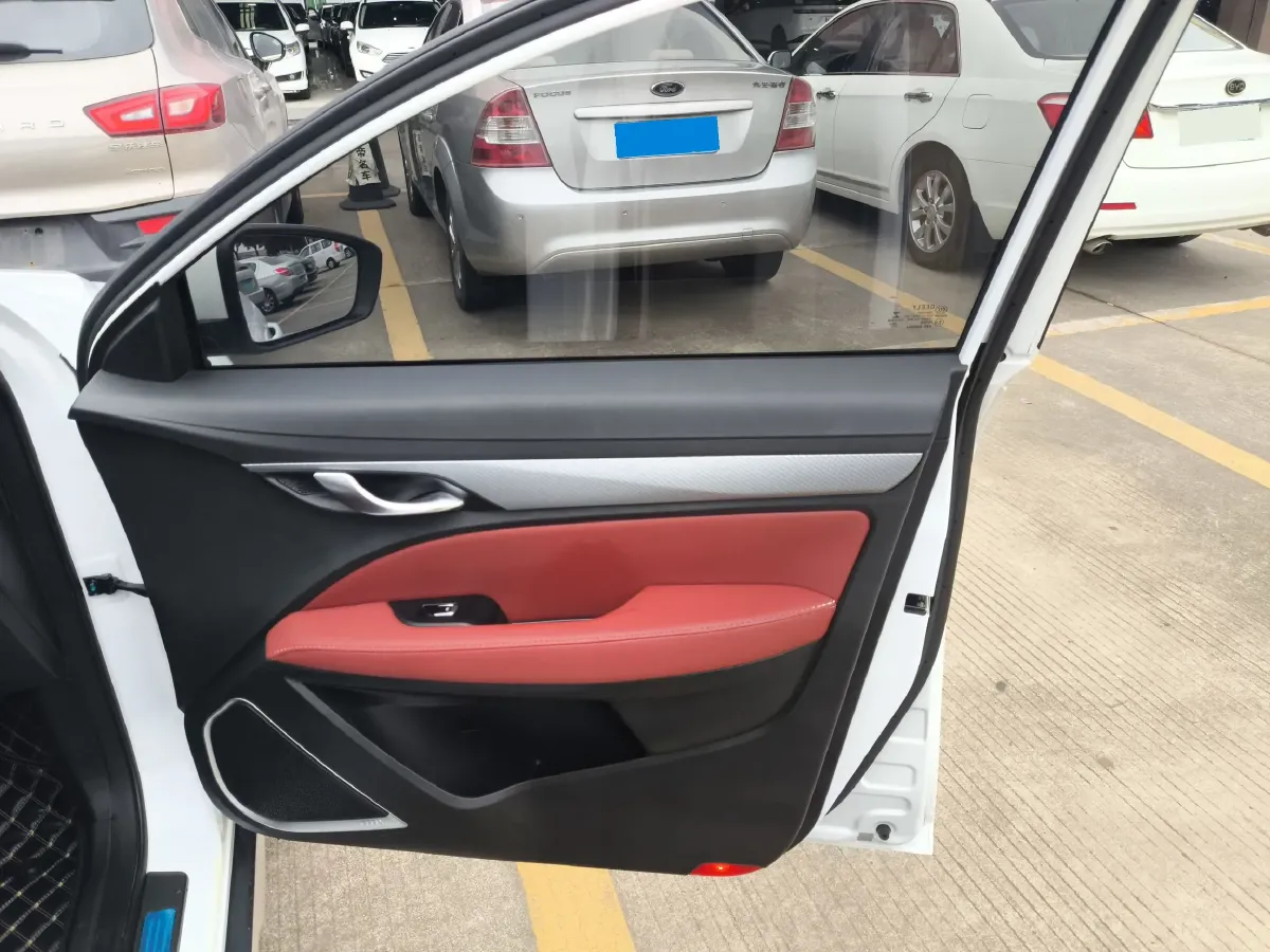 2019 Geely Vision S1 1.5L 109HP L4 CVT,autocango,china used car exporter,china ev exporter,chinese used car exporter,chinese used ev exporter