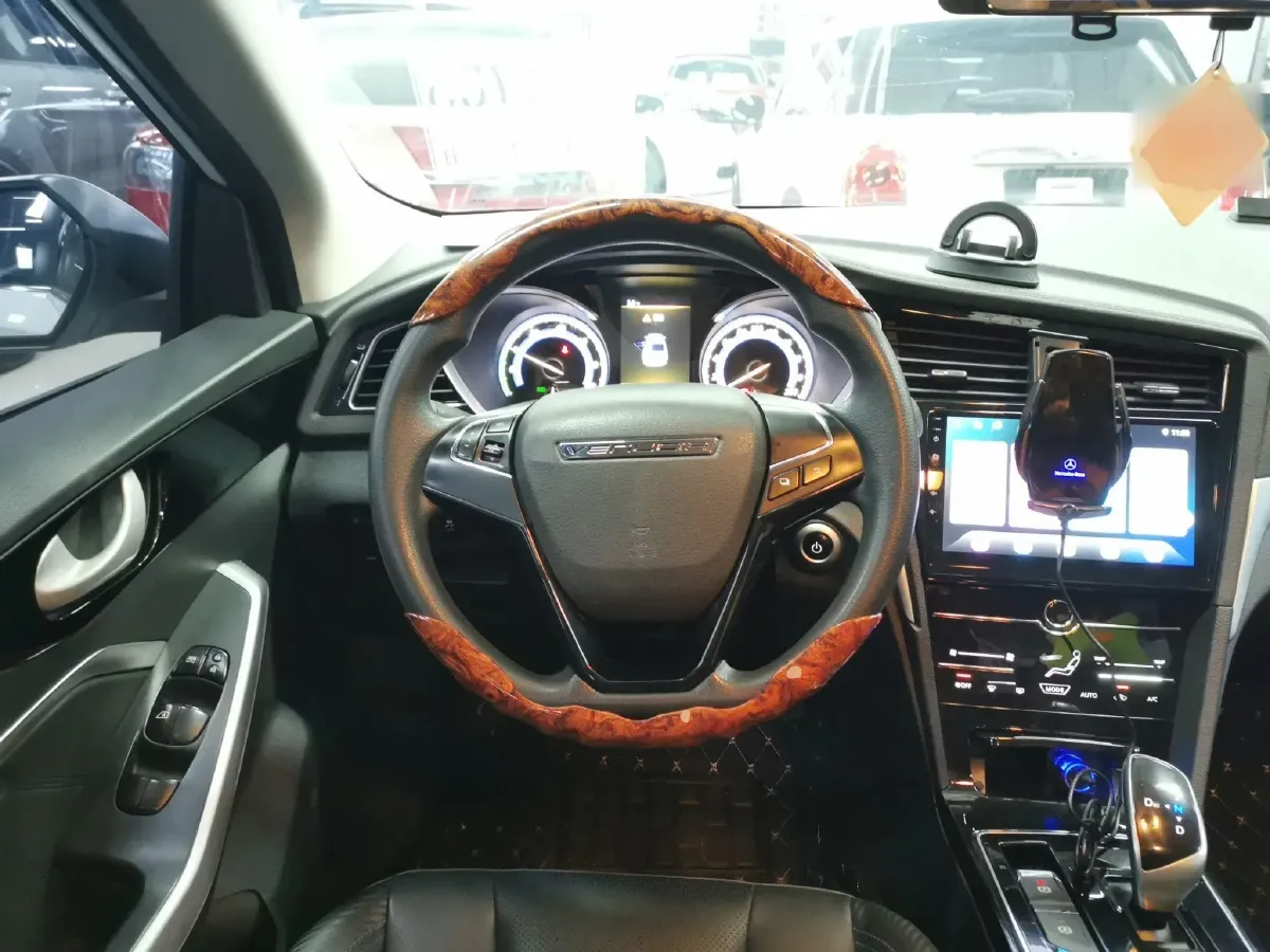 2020 Venucia D60 EV BEV 50KWH,autocango,china used car exporter,china ev exporter,chinese used car exporter,chinese used ev exporter