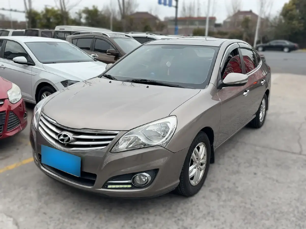 2011 Hyundai Celesta 1.6L 123HP L4 4AT