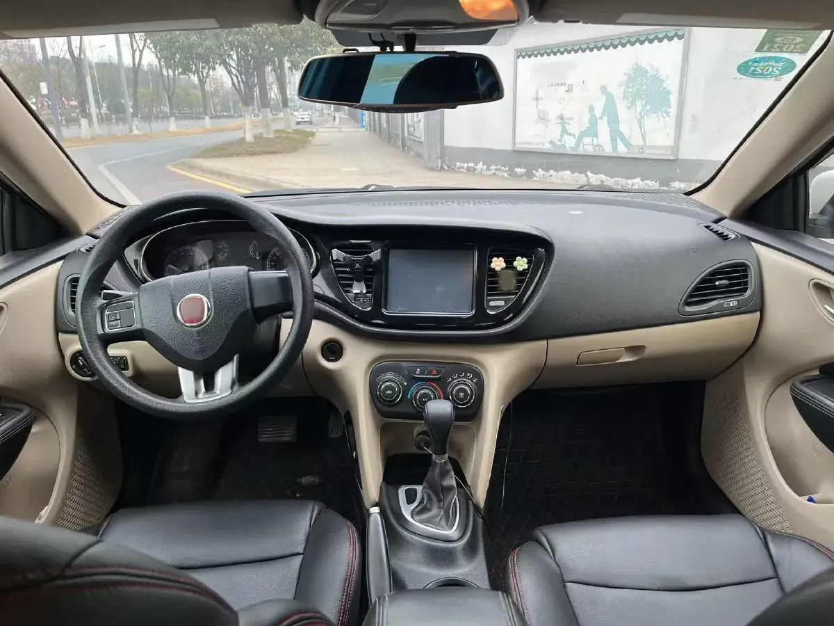 2012 Fiat Viaggio 1.4T 120HP L4 6DCT,autocango,china used car exporter,china ev exporter,chinese used car exporter,chinese used ev exporter