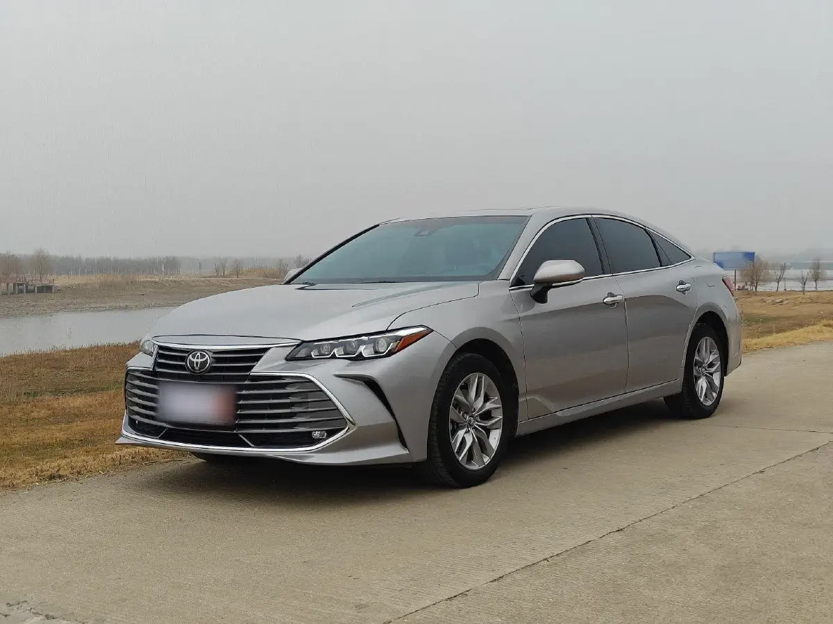 2019 Toyota Avalon 2.0L 178HP L4 CVT